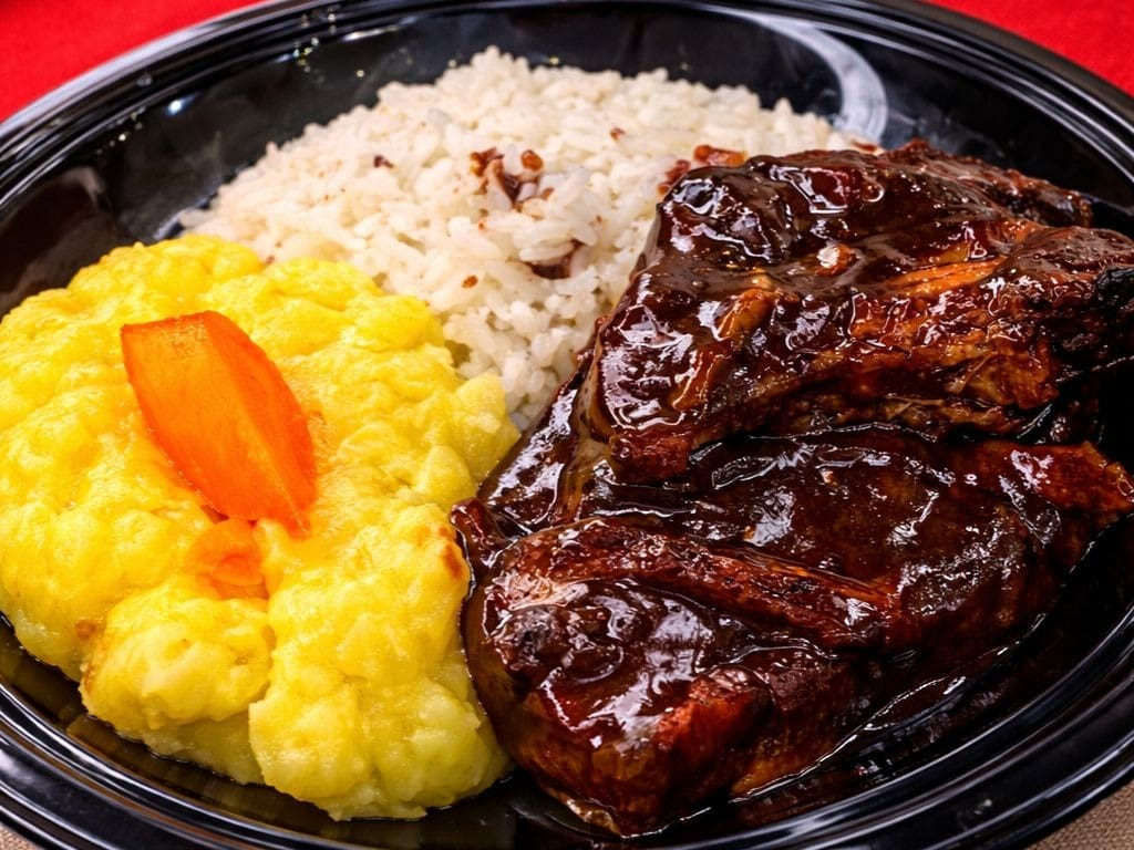 LOMBINHO SUÍNO AO MOLHO BARBECUE