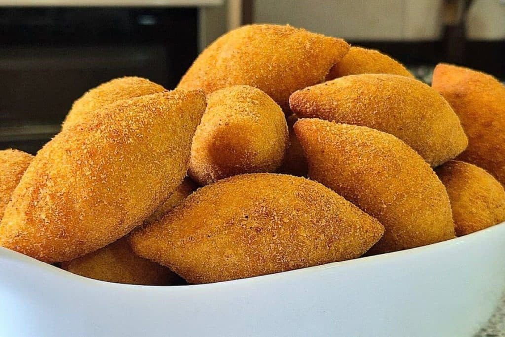 Enroladinho de presunto e queijo