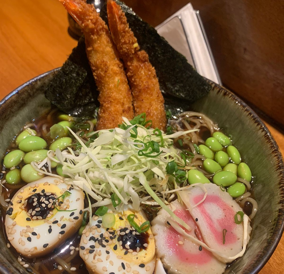SHOYU LAMEN CAMARAO ROSA EMPANADO