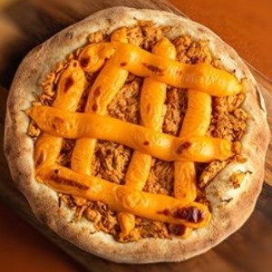 ESFIHA FRANGO COM CHEDDAR