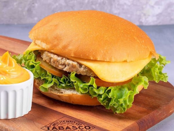 151 - hambúrguer de soja, queijo e salada