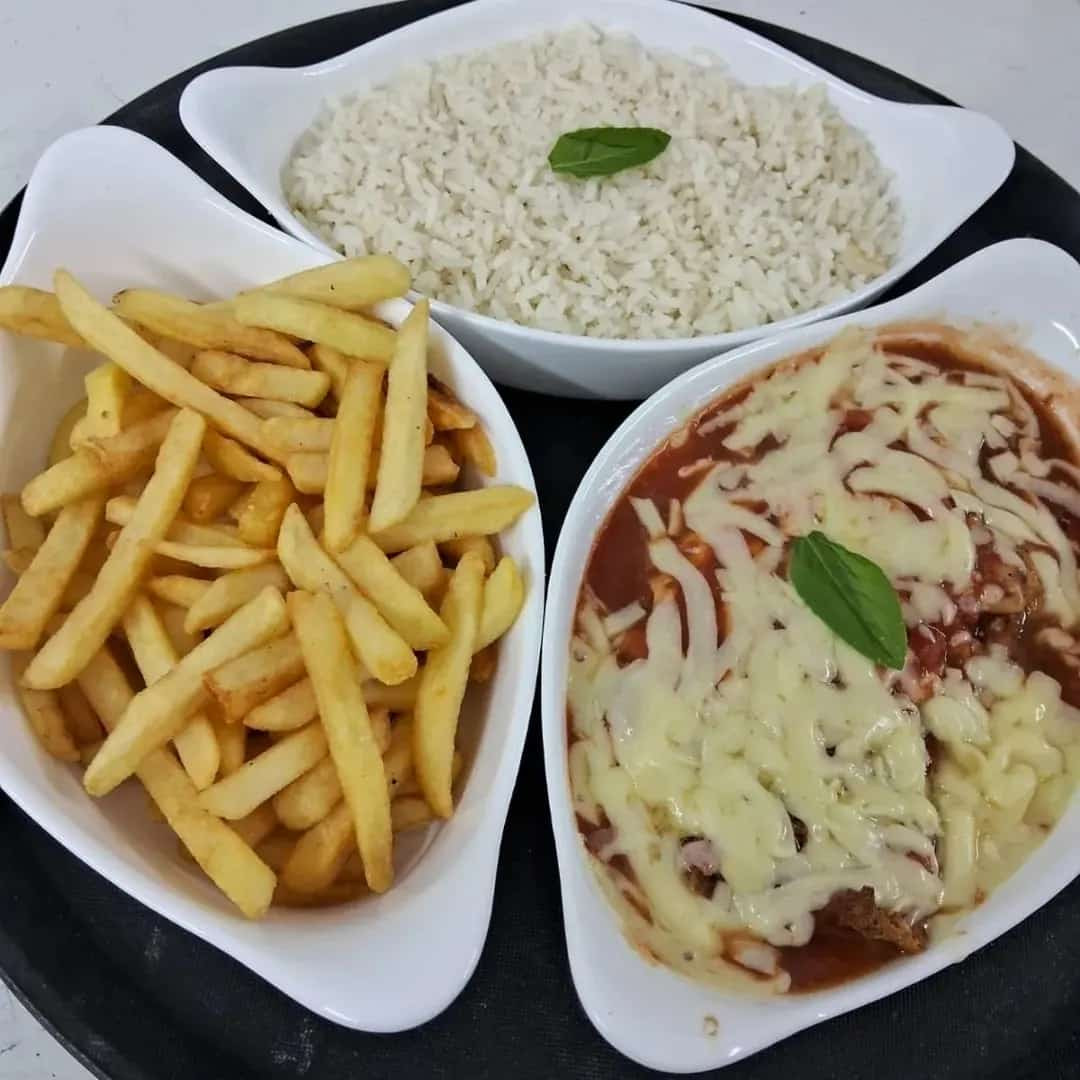 PARMEGIANA DE CARNE 2 PESSOAS