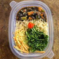 FEIJOADA VEGANA C/ ARROZ INTEGRAL 320 GRAMAS Congelado.