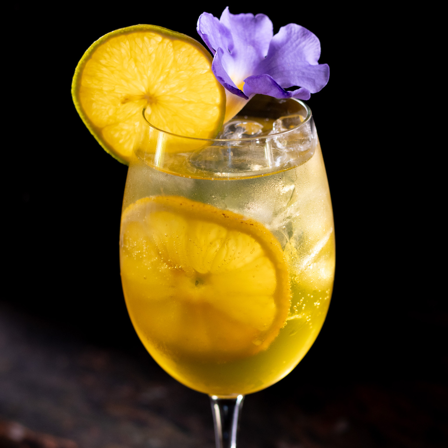 GIN TONICA