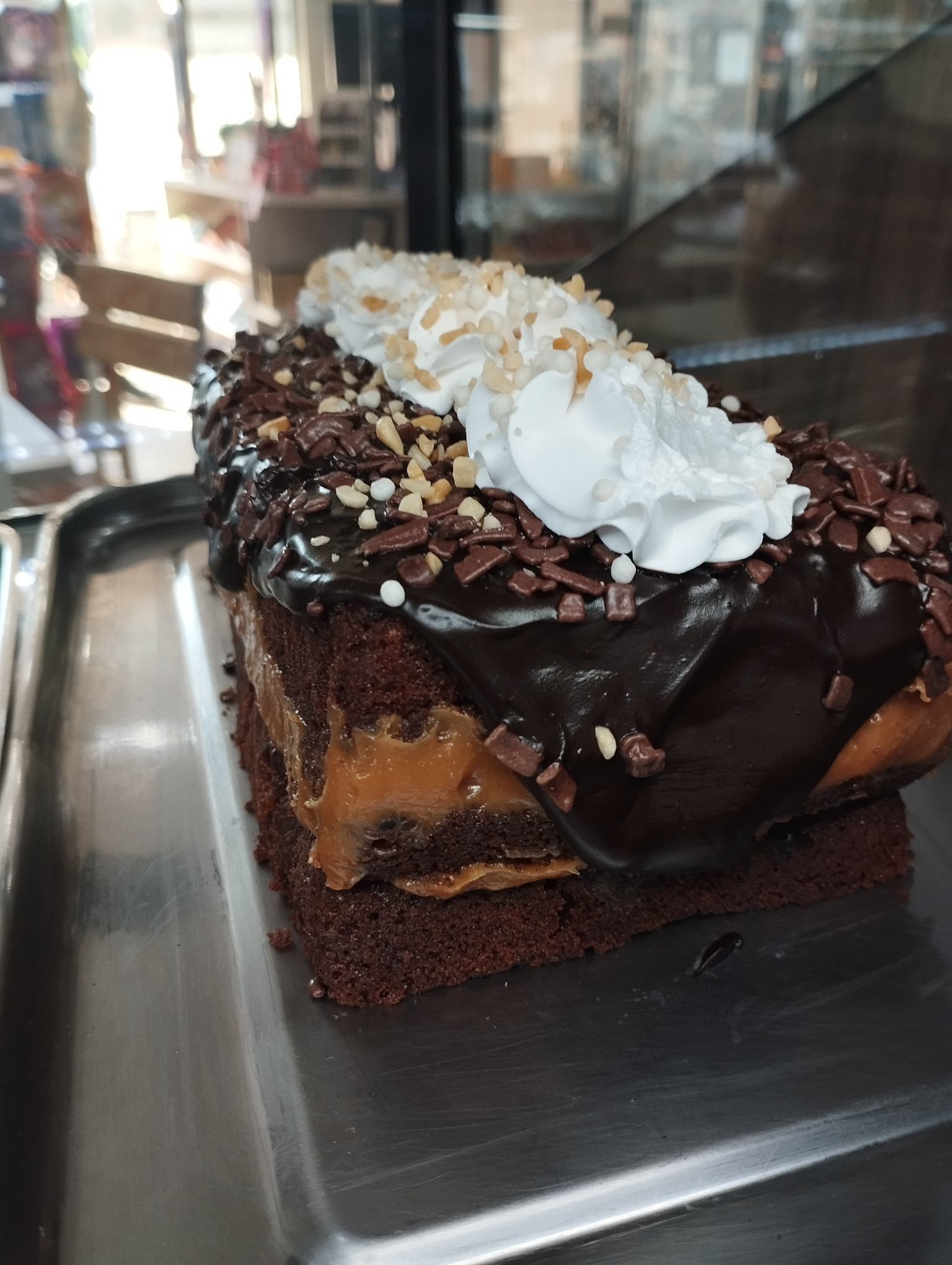 TORTA FATIA RECHEIO DE DOCE DE LEITE