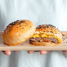 HAMBURGUER 05 QUEIJO E OVO