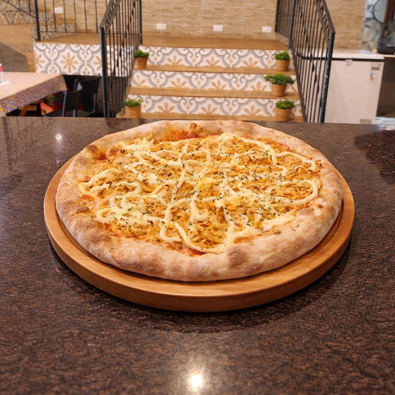 PIZZA FRANGO COM CATUPIRY