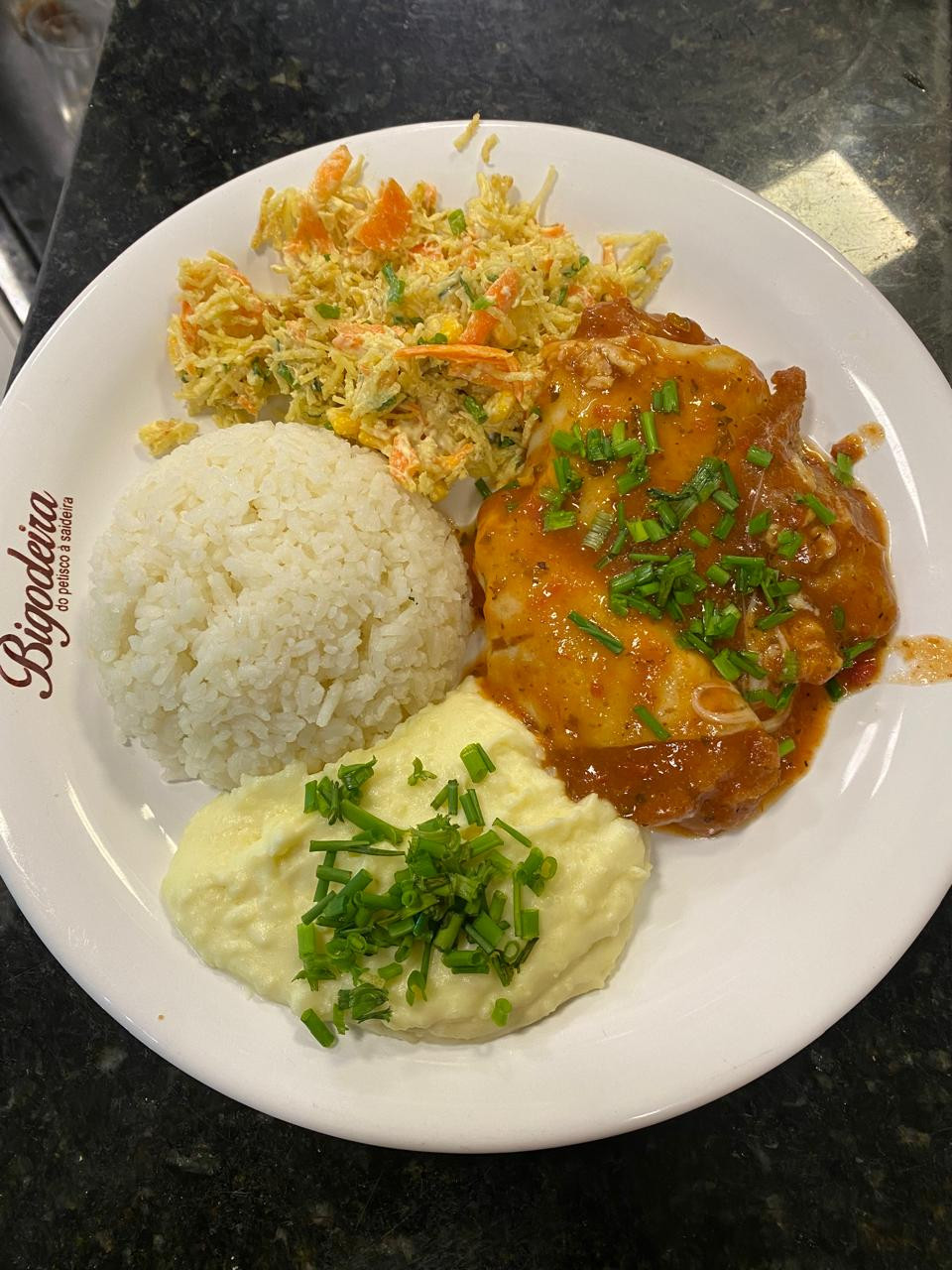 PARMEGIANA DE FRANGO