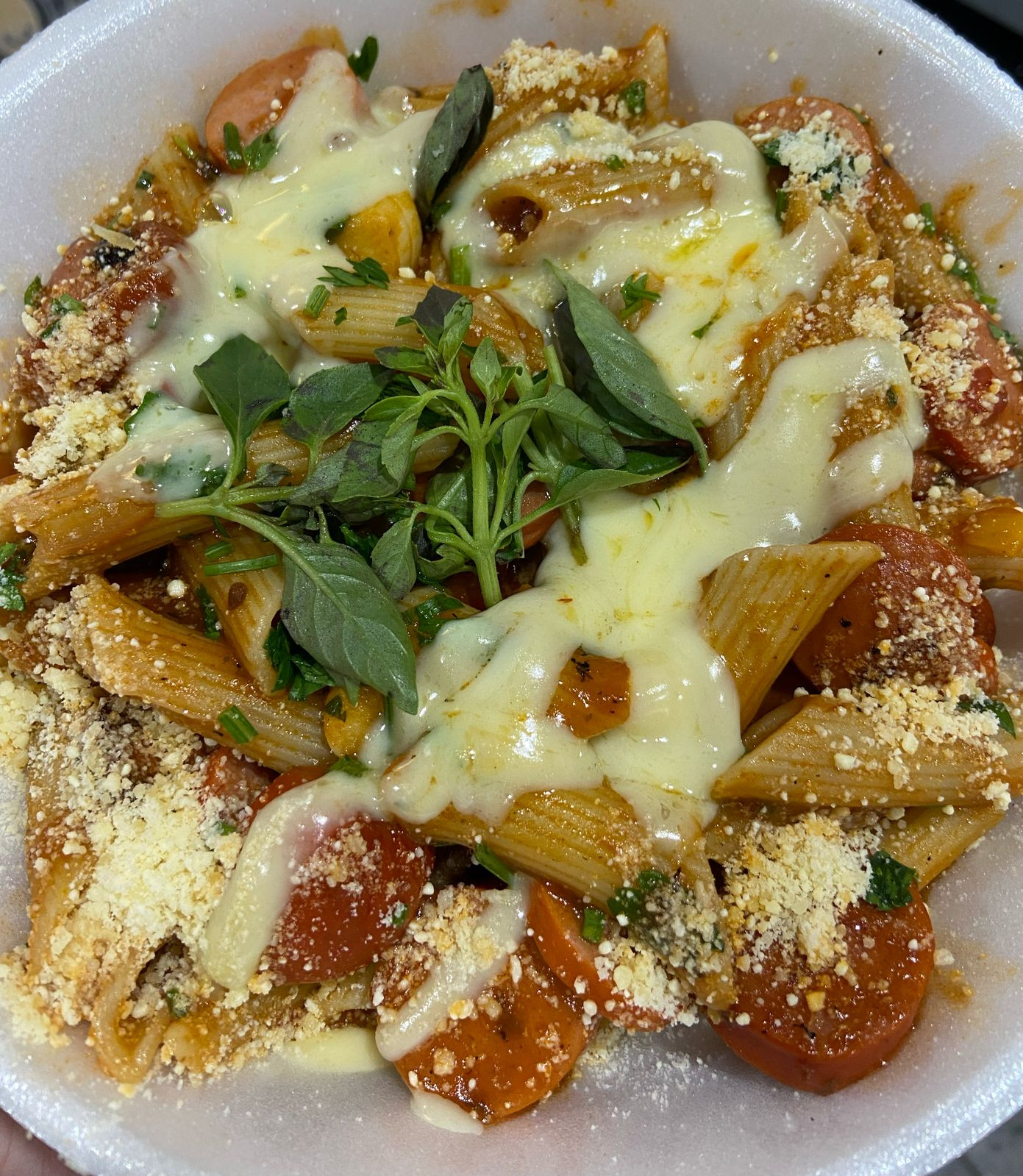MASSA FRESCA C/ SALSICHA