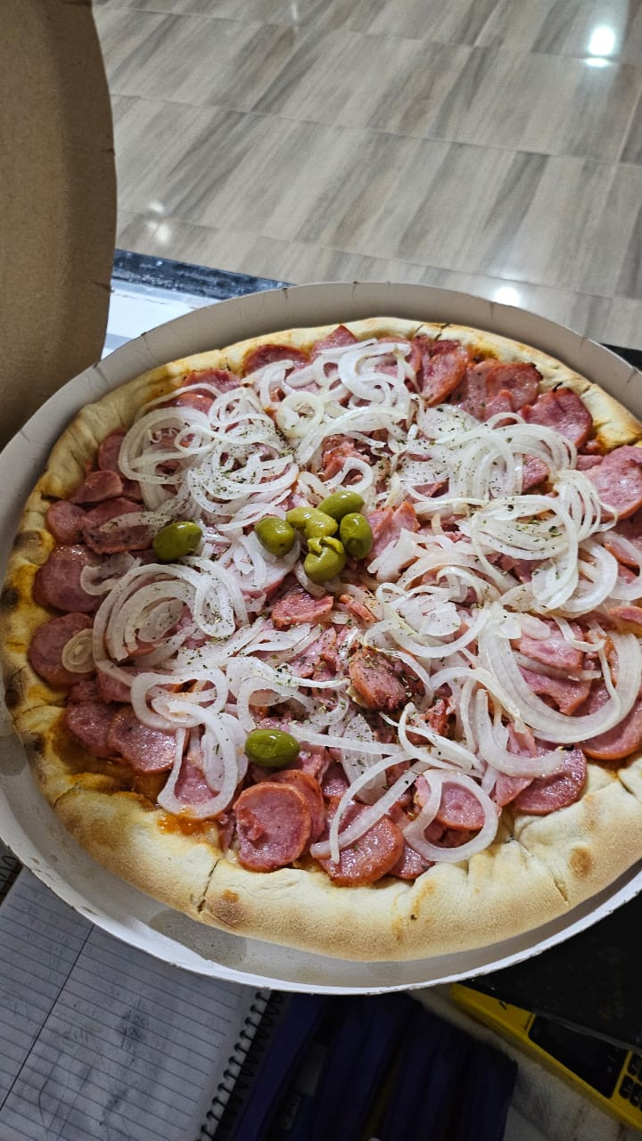 pizza calabresa