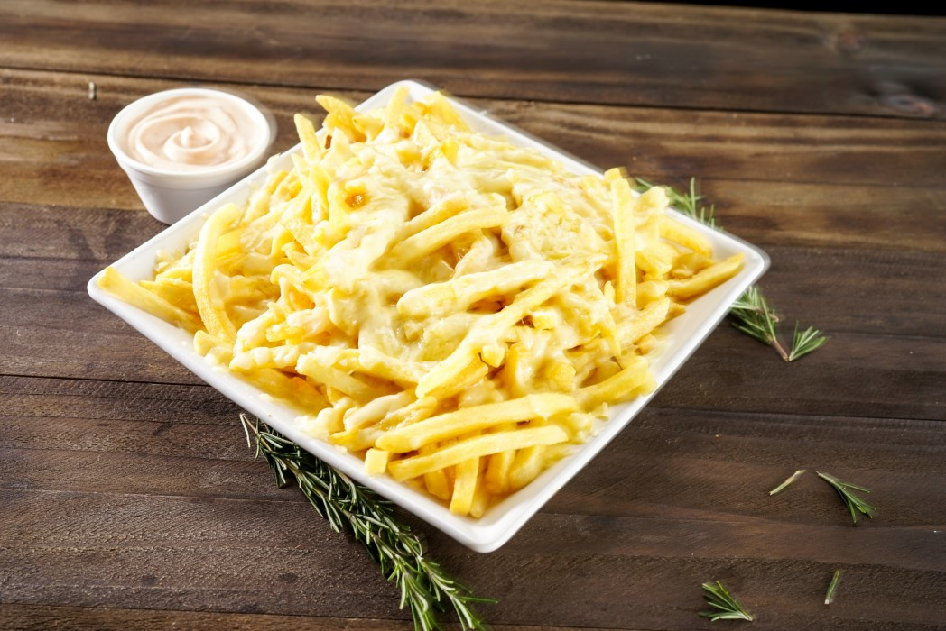 Fritas com queijo e orégano