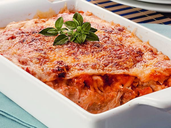 Meia parmegiana de filé de frango