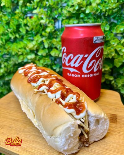 Hot dog tradicional + Coca Lata