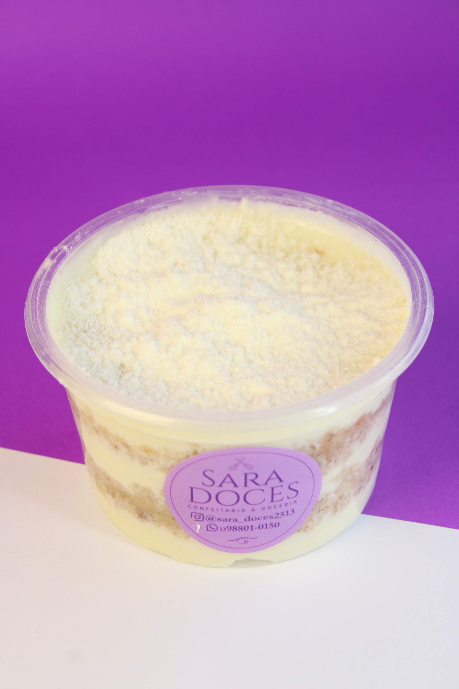 BOLO DE POTE DE NINHO COM LAKA