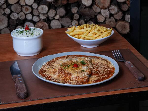 Parmegiana de Carne Angus