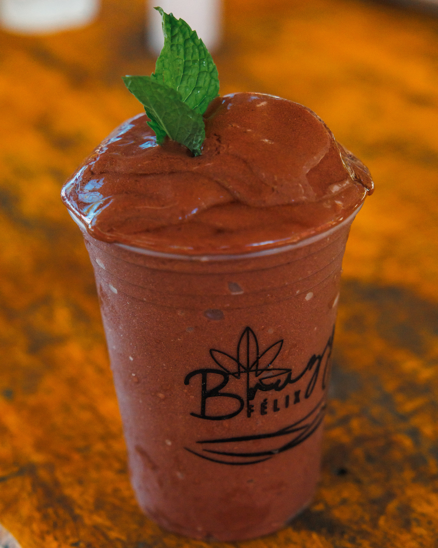 SUCO ACAI COM LARANJA