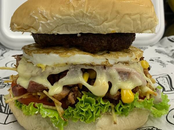 X Egg Bacon Com Bife Artesanal
