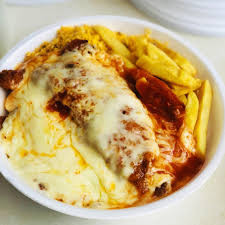 MARMITA PARMEGIANA DE FRANGO + Refrigerante 200 ml