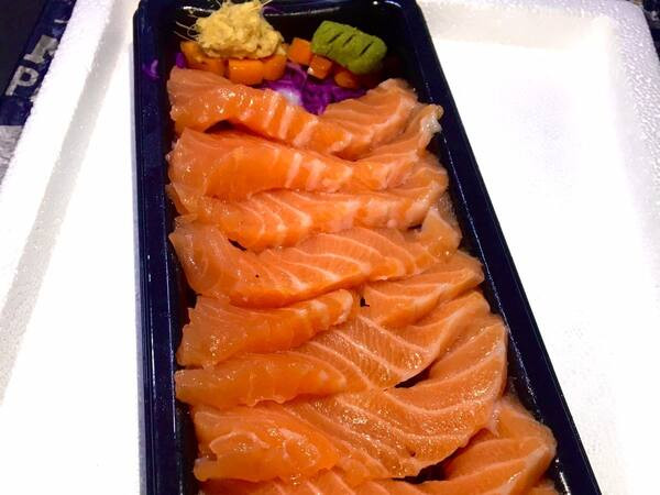 Sashimi de Salmão media 10 fatias