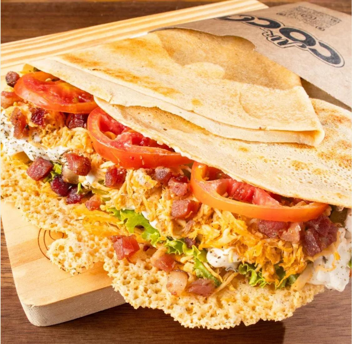 Crepe Frango Salada Bacon 