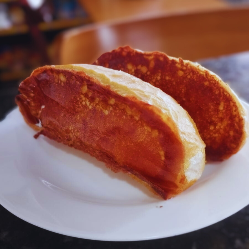PÃO COM CATUPIRY