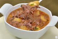 CALDO DE COSTELA C/ MANDIOCA