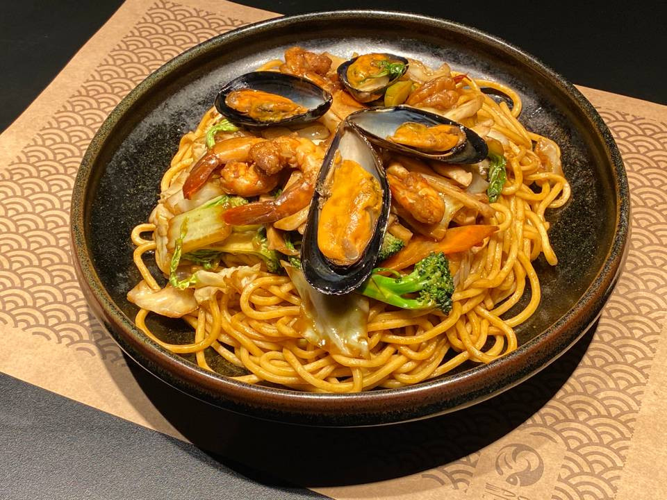 Yakisoba Frutos do Mar • 1kg