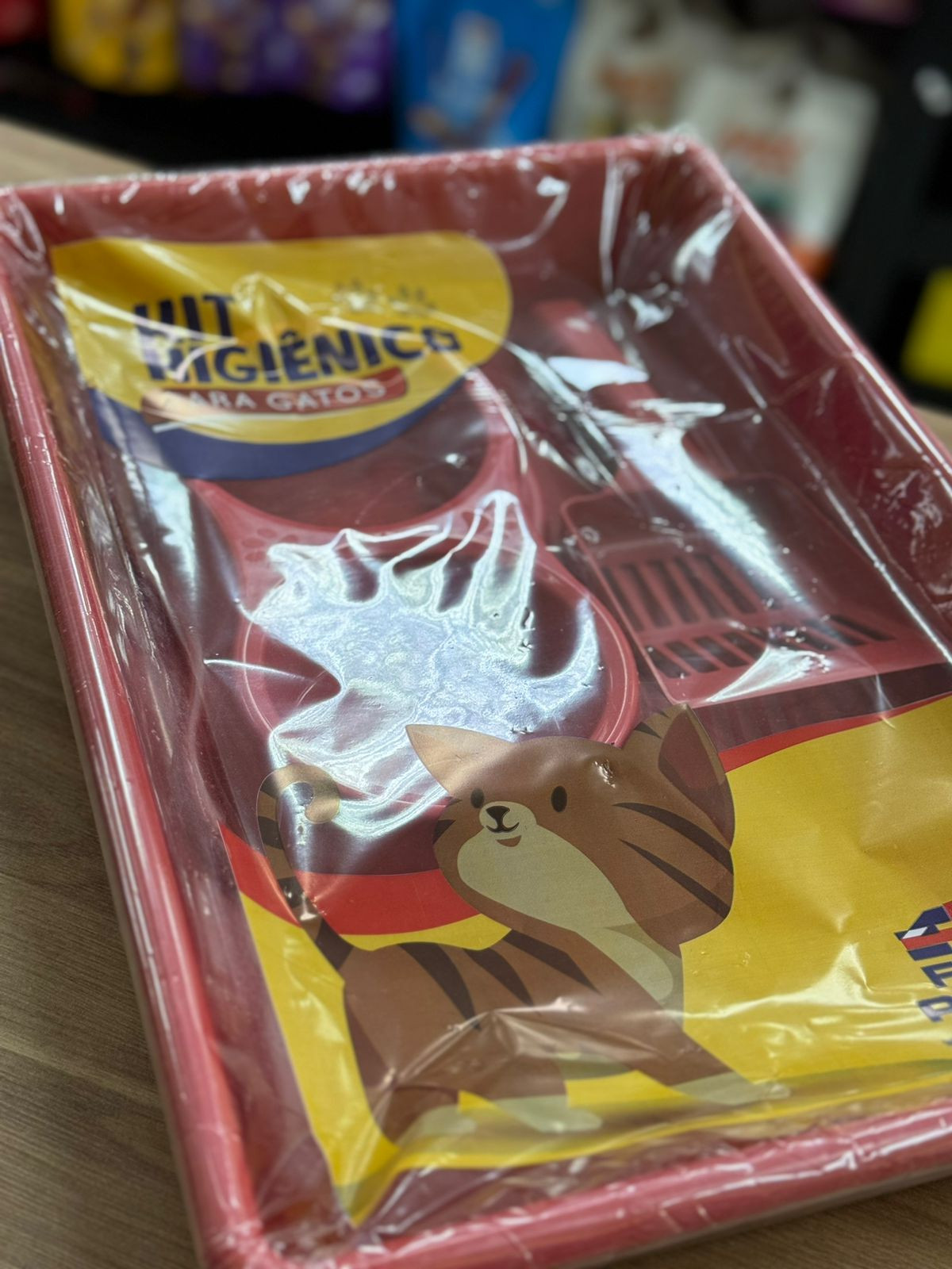 Caixa de areia kit com Comedouro Duplo + Pá Vermelho