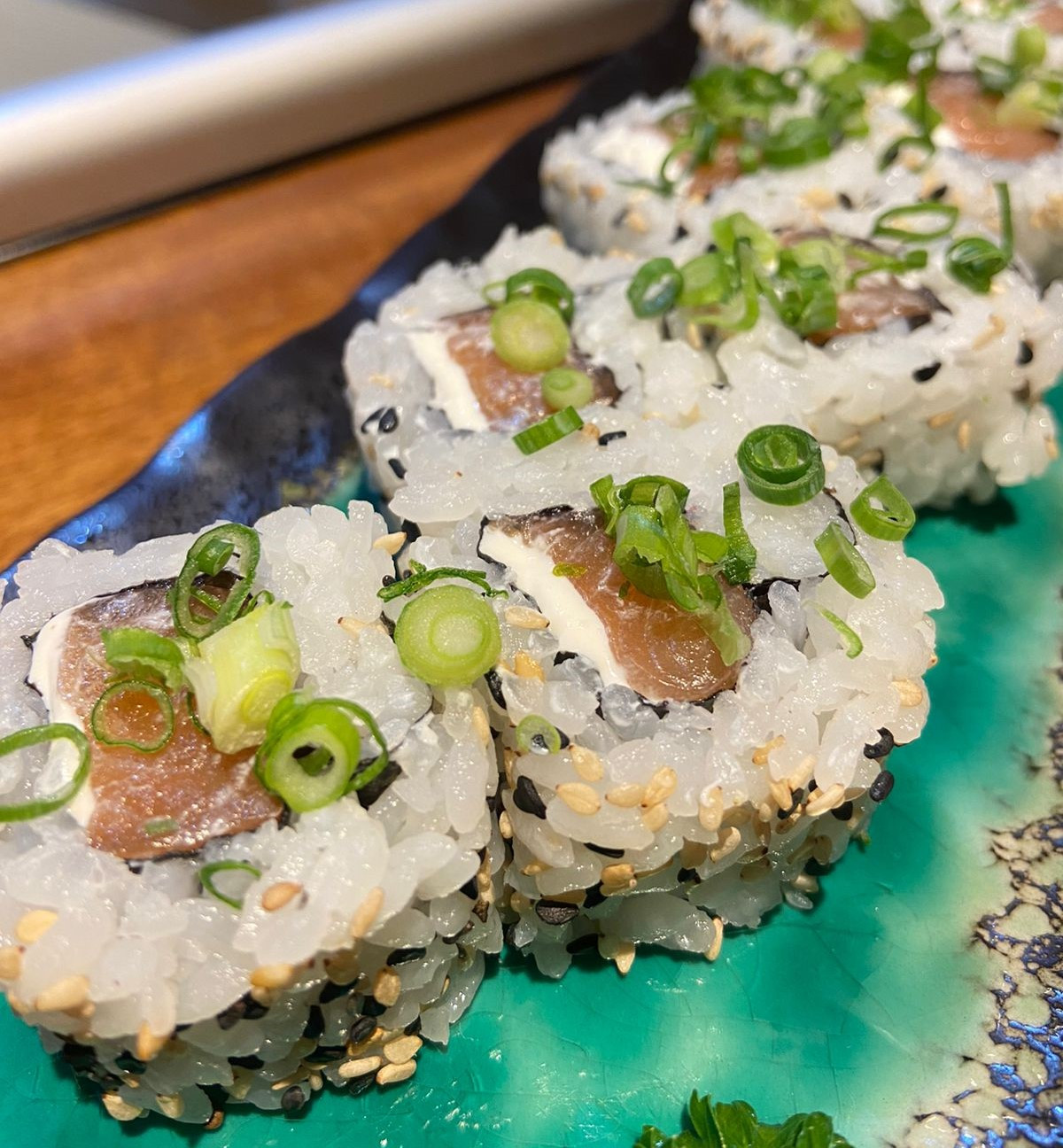 URAMAKI SALMAO 8UND