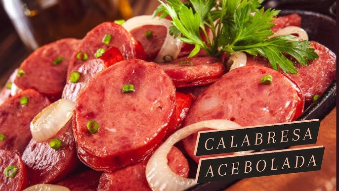 Calabresa Acebolada