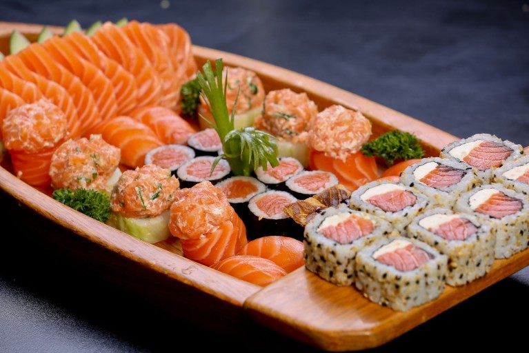 Especial salmão Individual  ( 10 Peças)