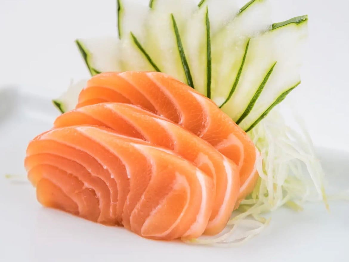 SASHIMI DE SALMÃO