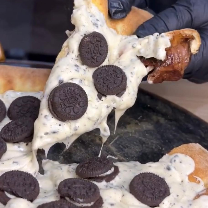 BROTO CHOCOLATE BRANCO C/ OREO