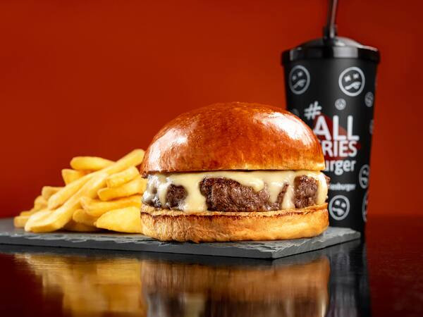 Combo All X-Burger + Batata 100g + Shake (400ml) Hambúrguer Artesanal