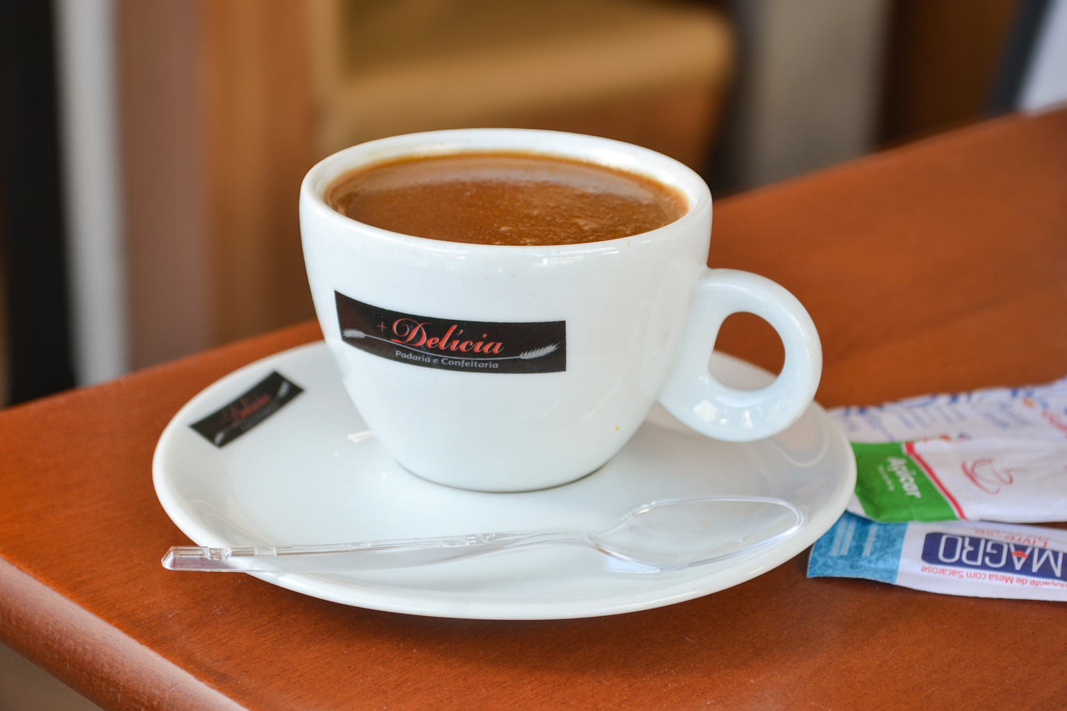 CAFE EXPRESSO COM LEITE