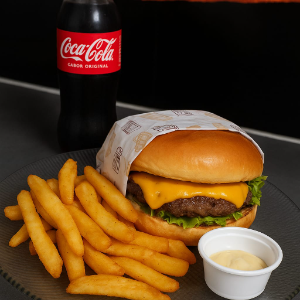 COMBO CHAPA BURGUE BATATA PEQUENA REFRI 200 ML 22,00