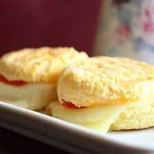 PÃO NA CHAPA COM QUEIJO MUSSARELA