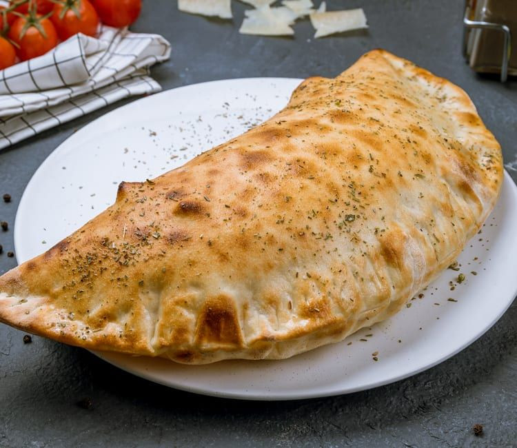 CALZONE DE À MODA