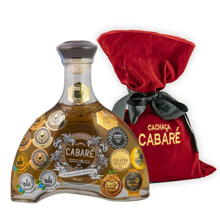 Cachaca Cabare Extra Premium 15 anos 700ml