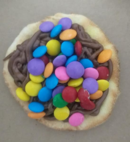 M&M