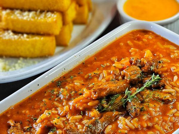 Arroz com alcatra p/ 2 pessoas + polenta frita