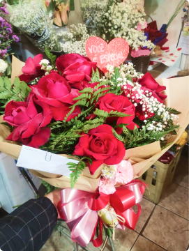 Buquê 9 Rosas Importadas