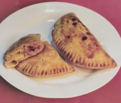 Mini Calzone Frango com Bacon