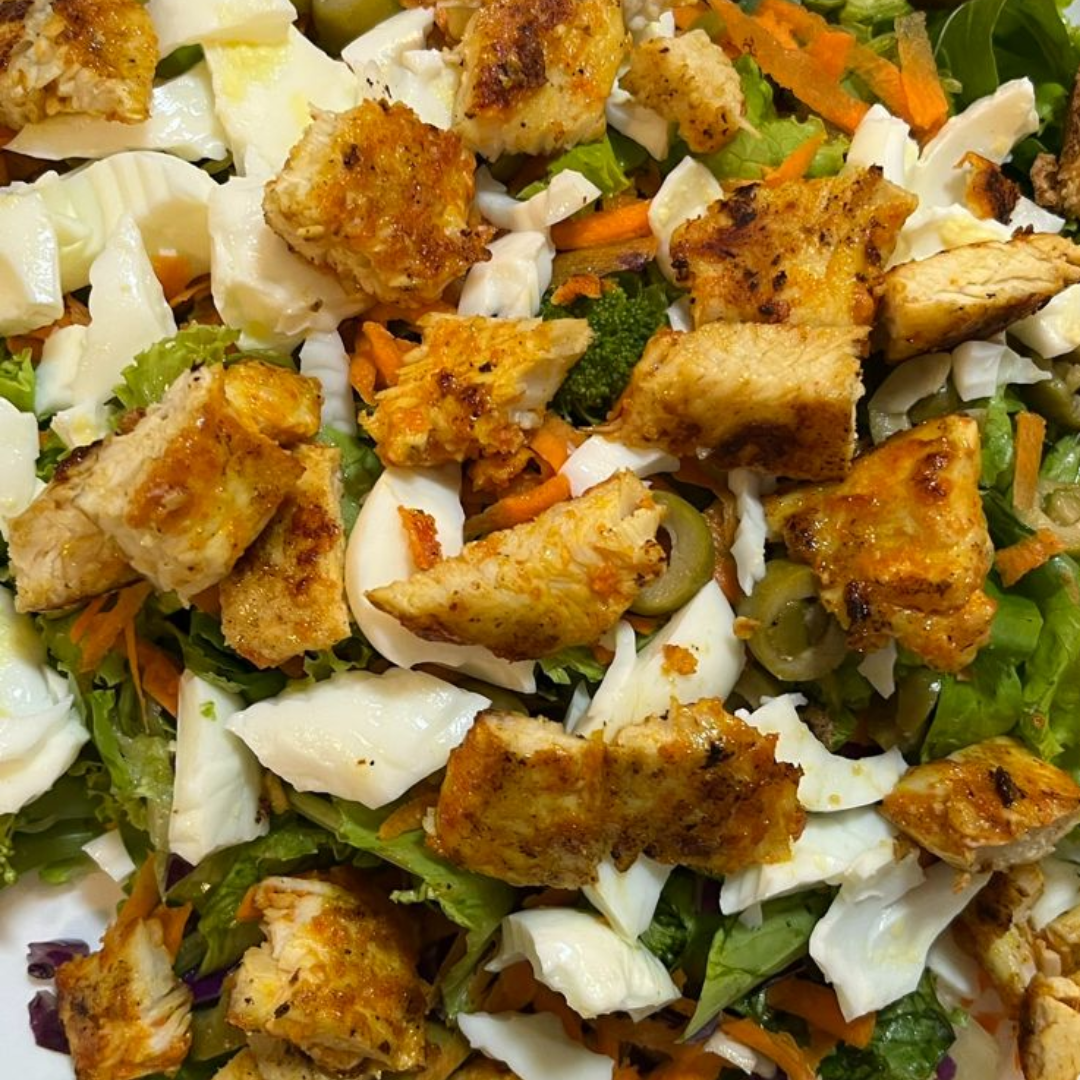 SALADA COM GRELHADO