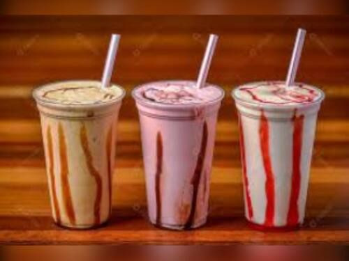 Combo milk shake +burger+fritas