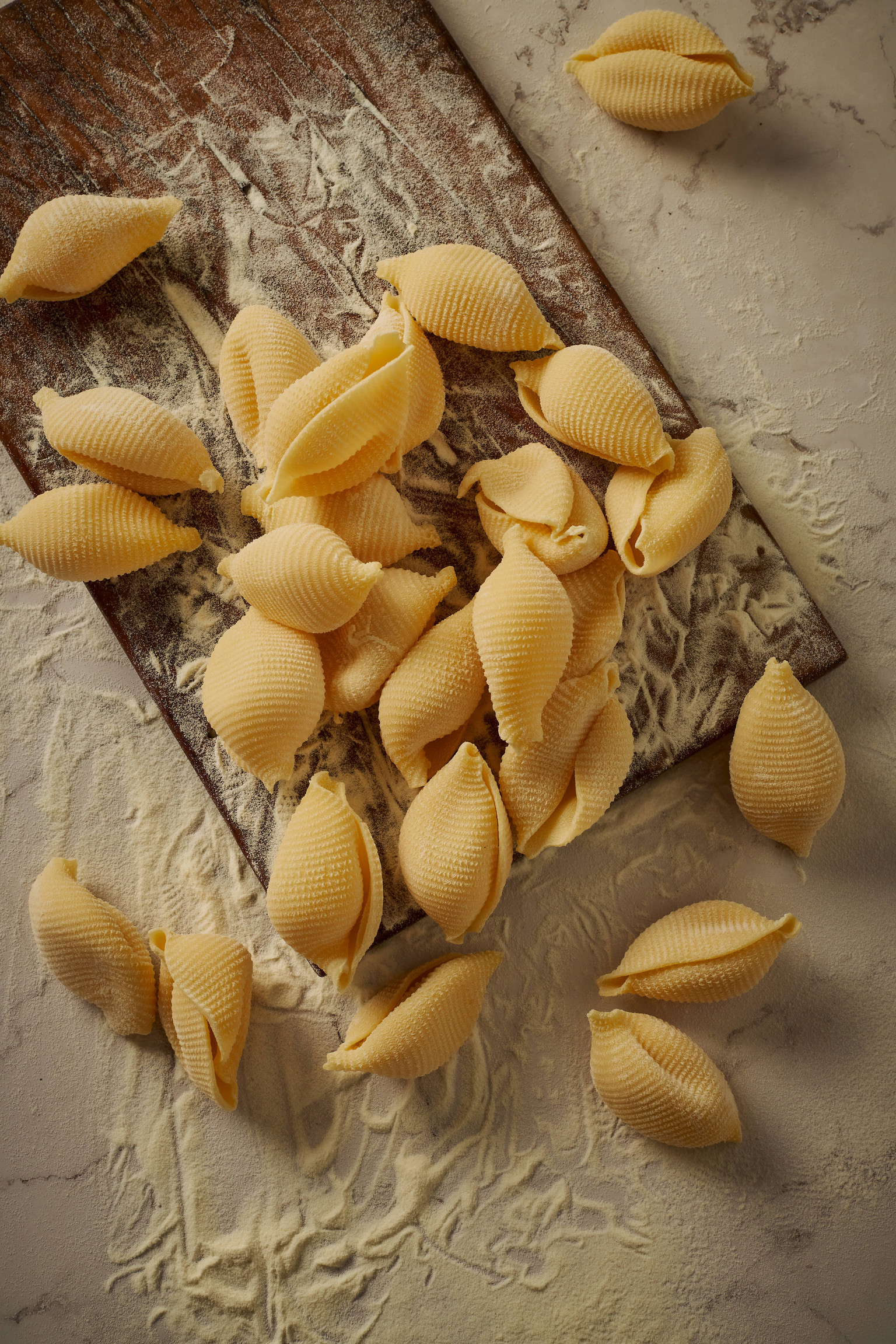 CONCHIGLIONE QUATRO QUEIJOS - 1 KILO (ULTRACONGELADO)