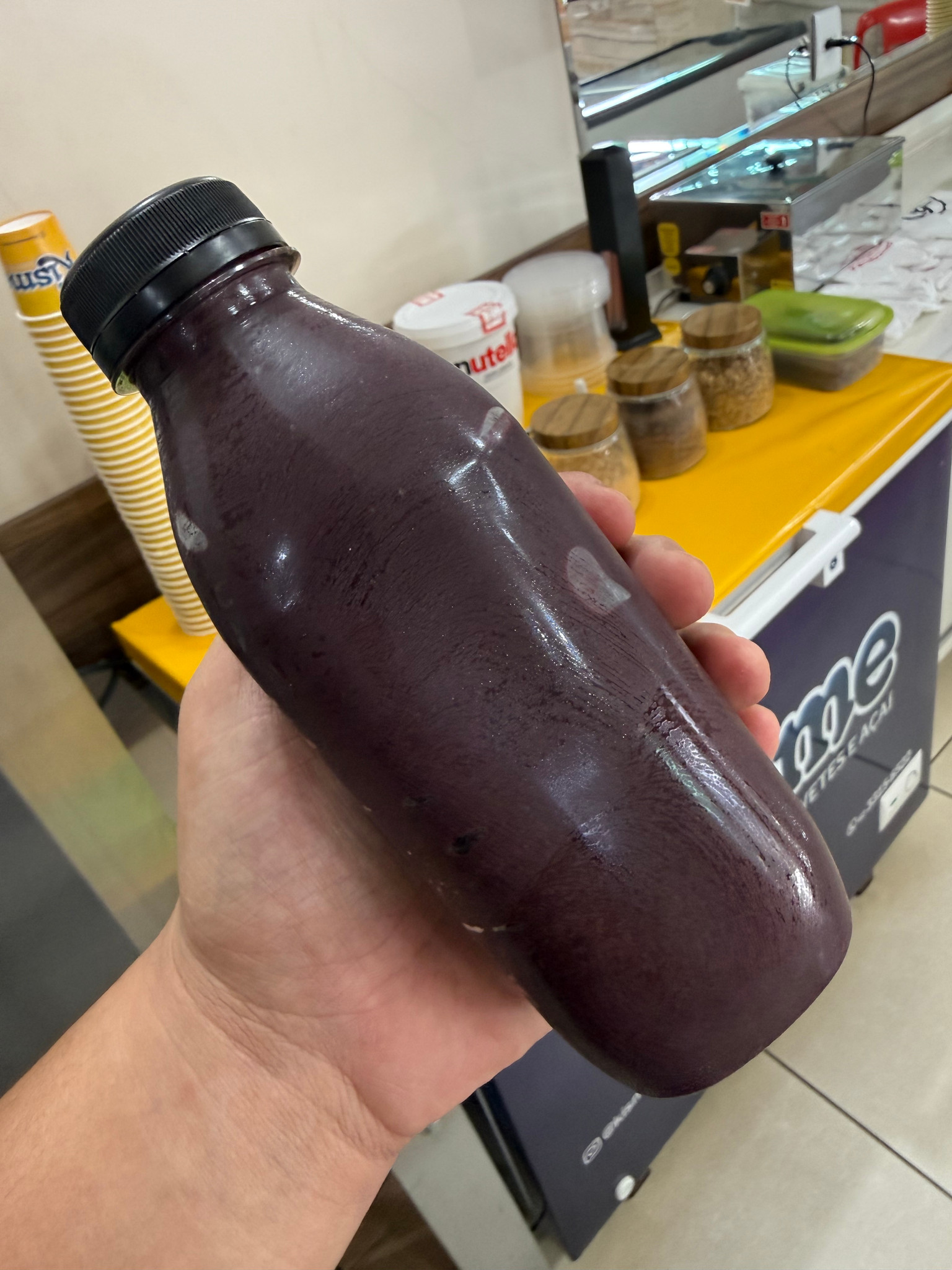 Açaí na garrafa tradicional