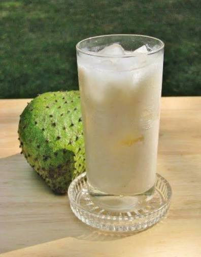 SUCO GRAVIOLA COM LEITE