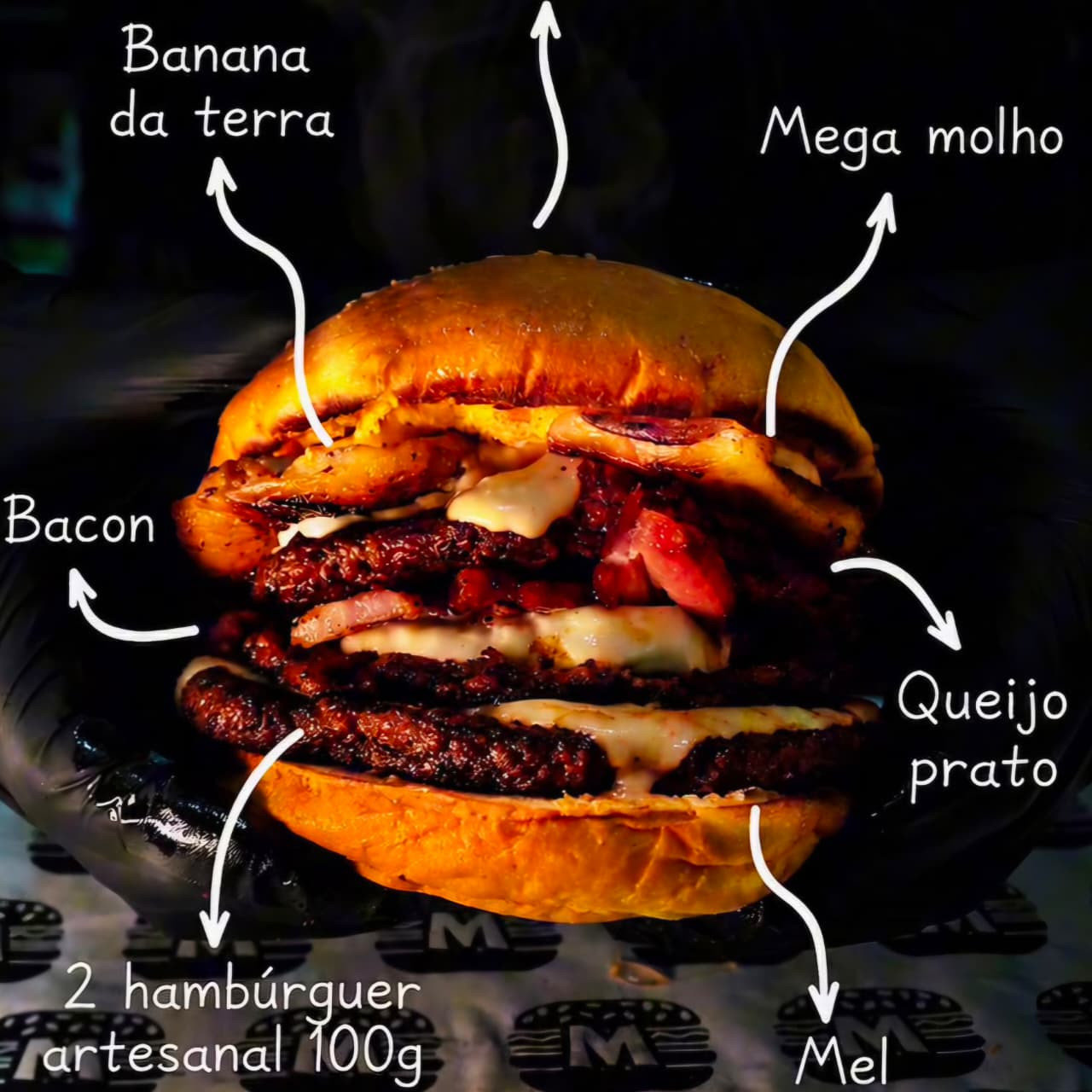MEGA BANANA BURGER