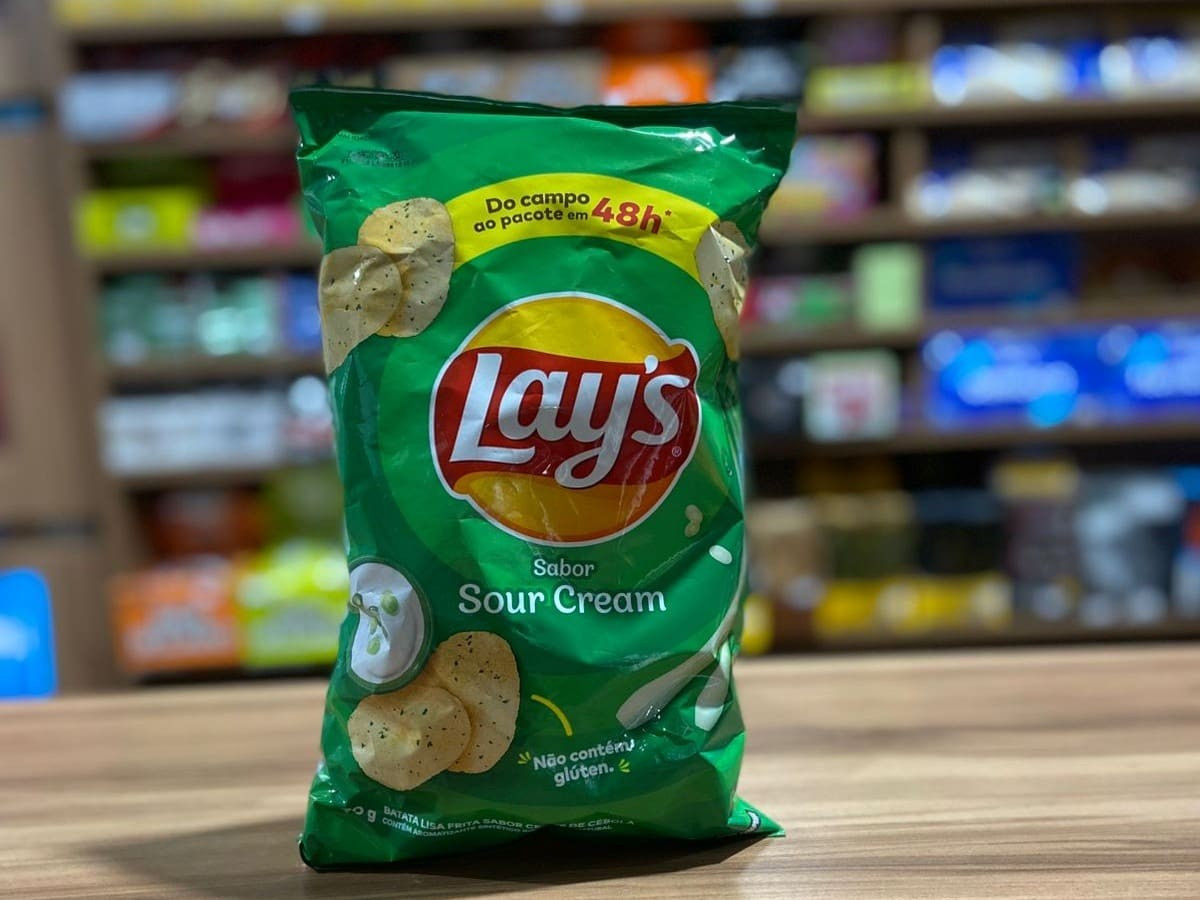 LAYS SOUR CREAM 70G